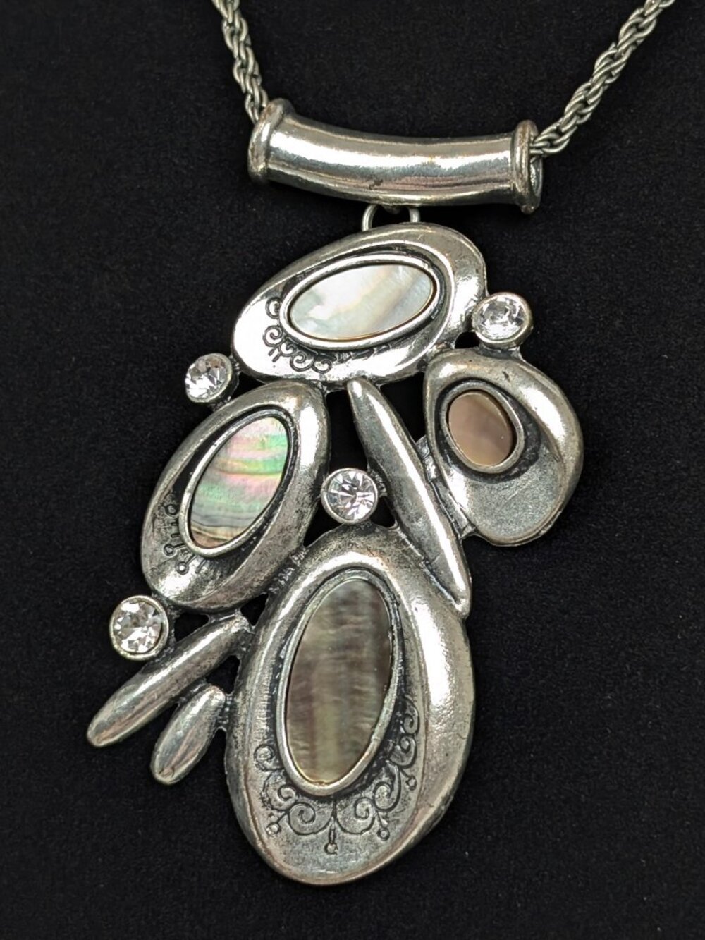 Modernist Abstract Abalone & Rhinestone Rope Chain Necklace - Picture 3 of 5